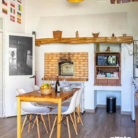 Apartment Alojamento Ponta Negra Biscoitos (Terceira)